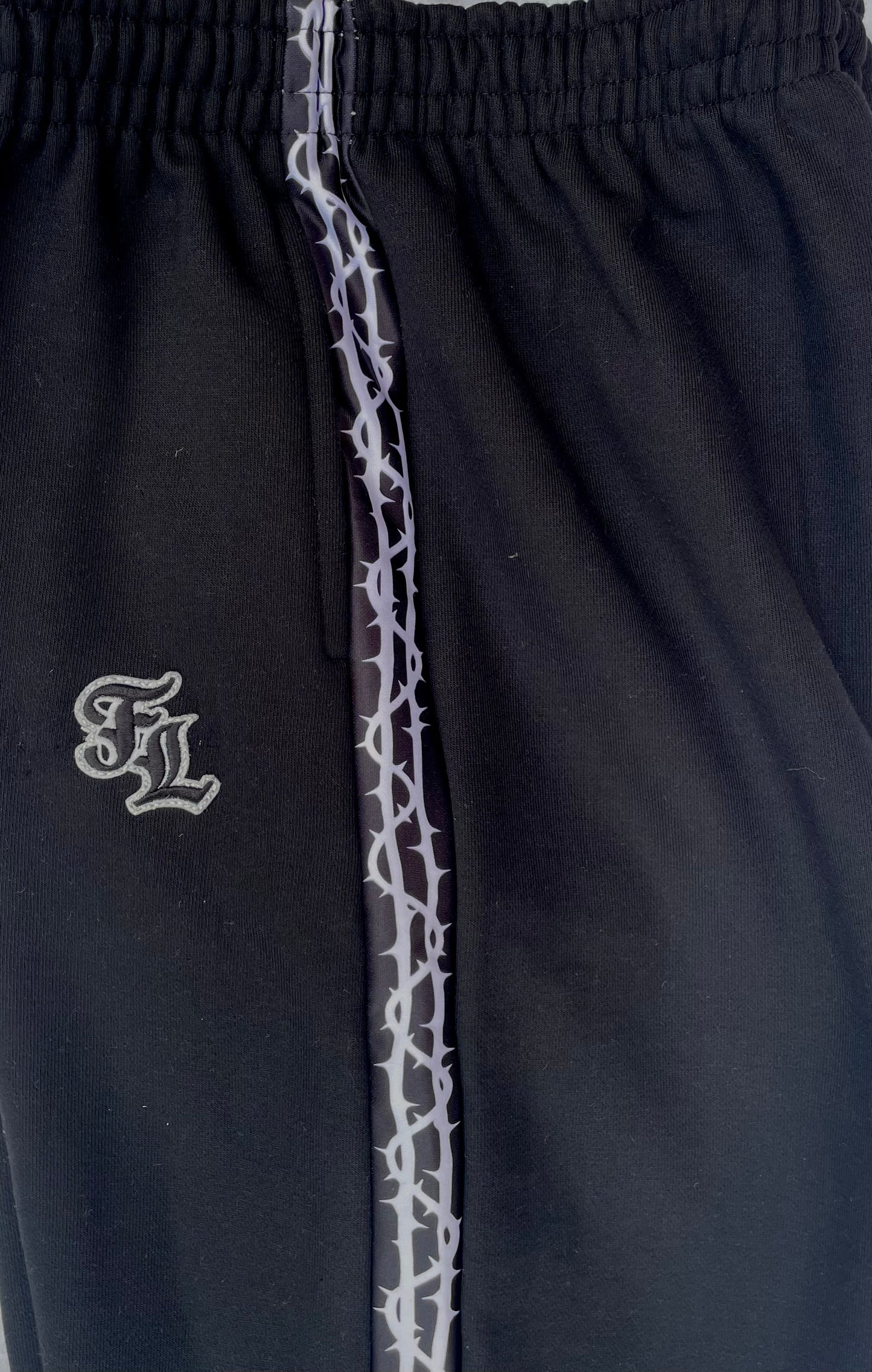 Thorn jogger